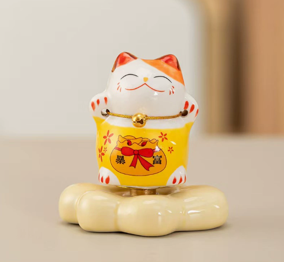 Lucky Cat Spinning Figurine