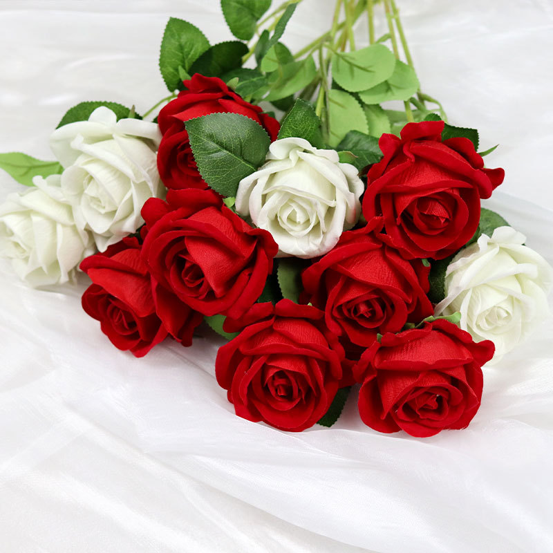 Artificial velvet roses