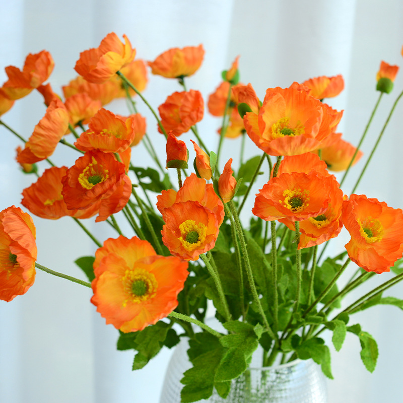 Artificial poppy flowers