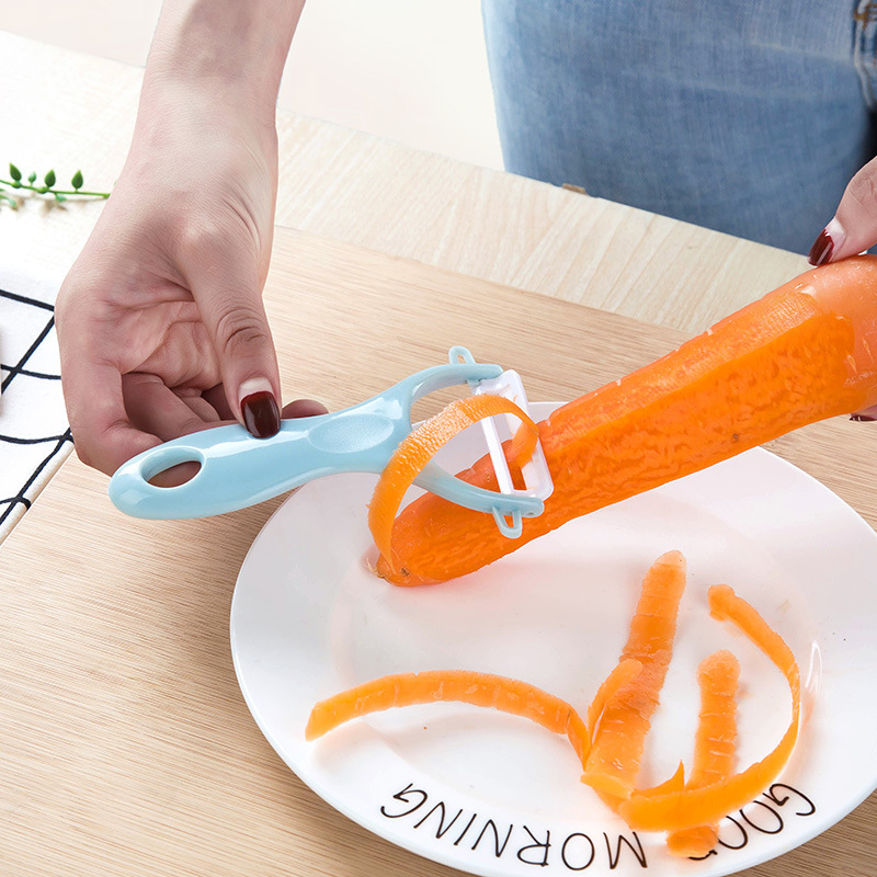 Household peeler