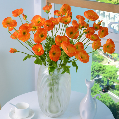 Artificial poppy flowers